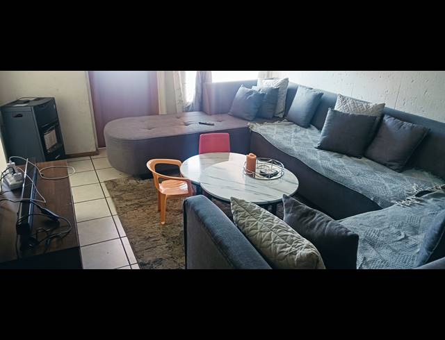 2 BEDROOM SECTIONAL TITLE FOR SALE IN COMET